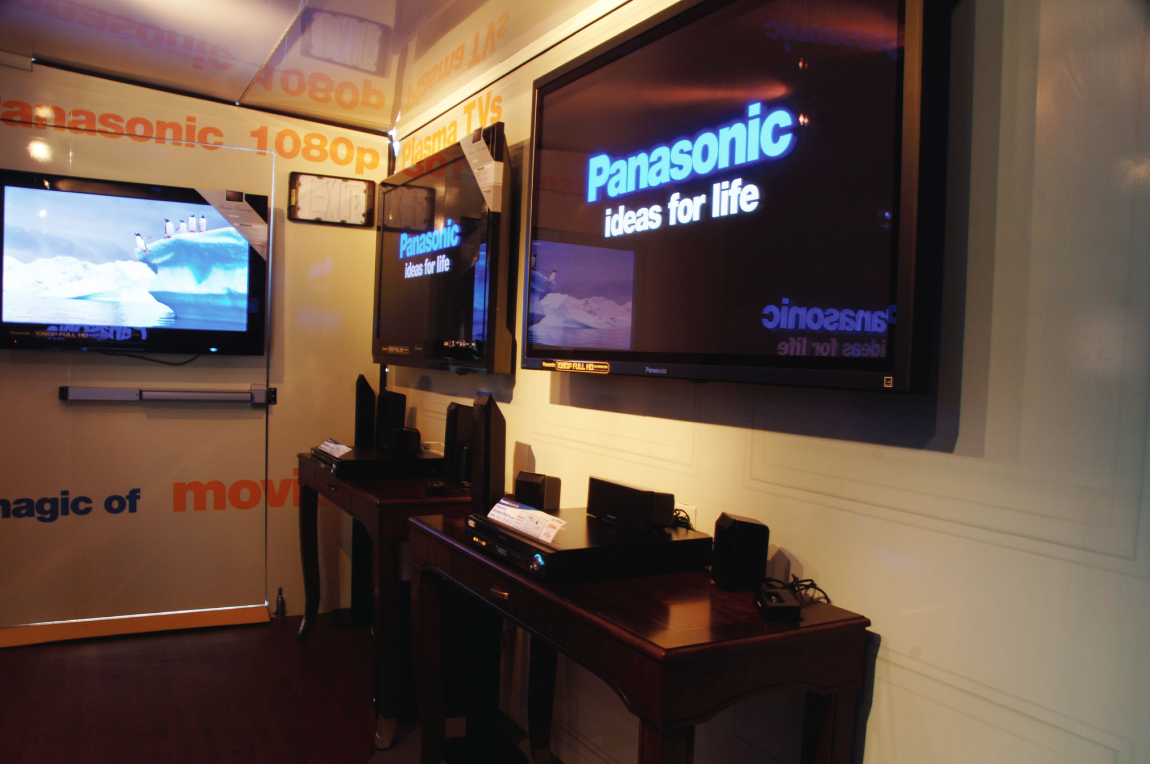 Panasonic Hypes Tour with Consumer Demo Films Event Marketer