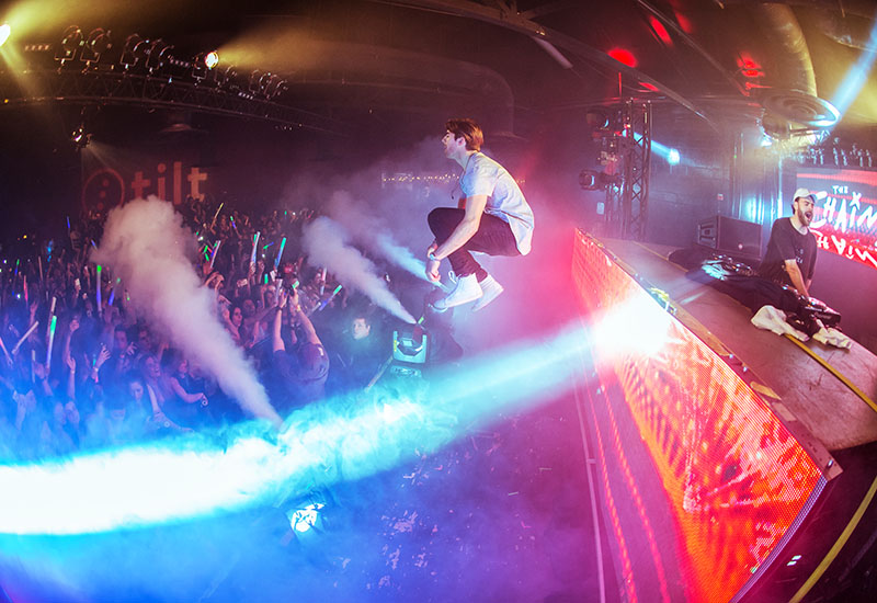 Tilt Fan Tour - Chainsmokers