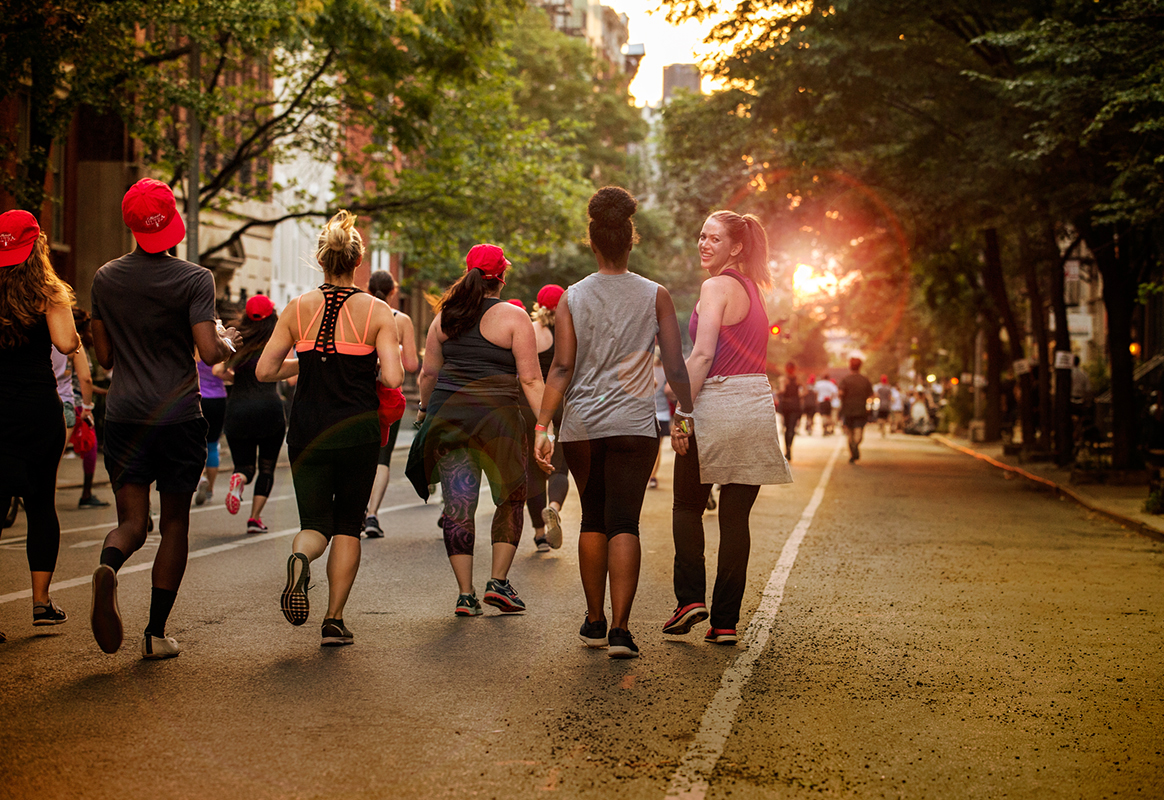 How Michelob Ultra Mixed Fitness Events with Happy Hour this Summer