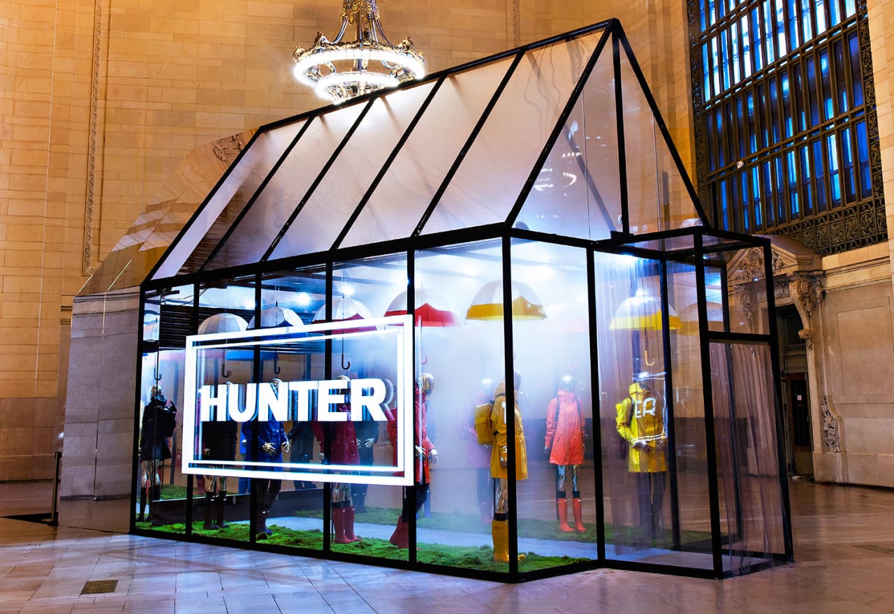 Pop-ups: Hunter's Multisensory Greenhouse Experience Transports Consumers to the Scottish Highlands