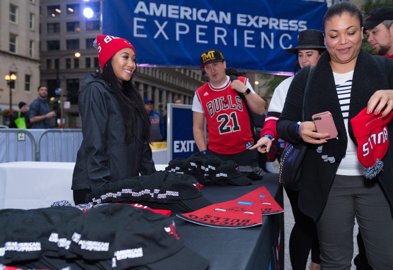 American Express Incorporates Local Businesses Into its Chicago Bulls Fan Activation