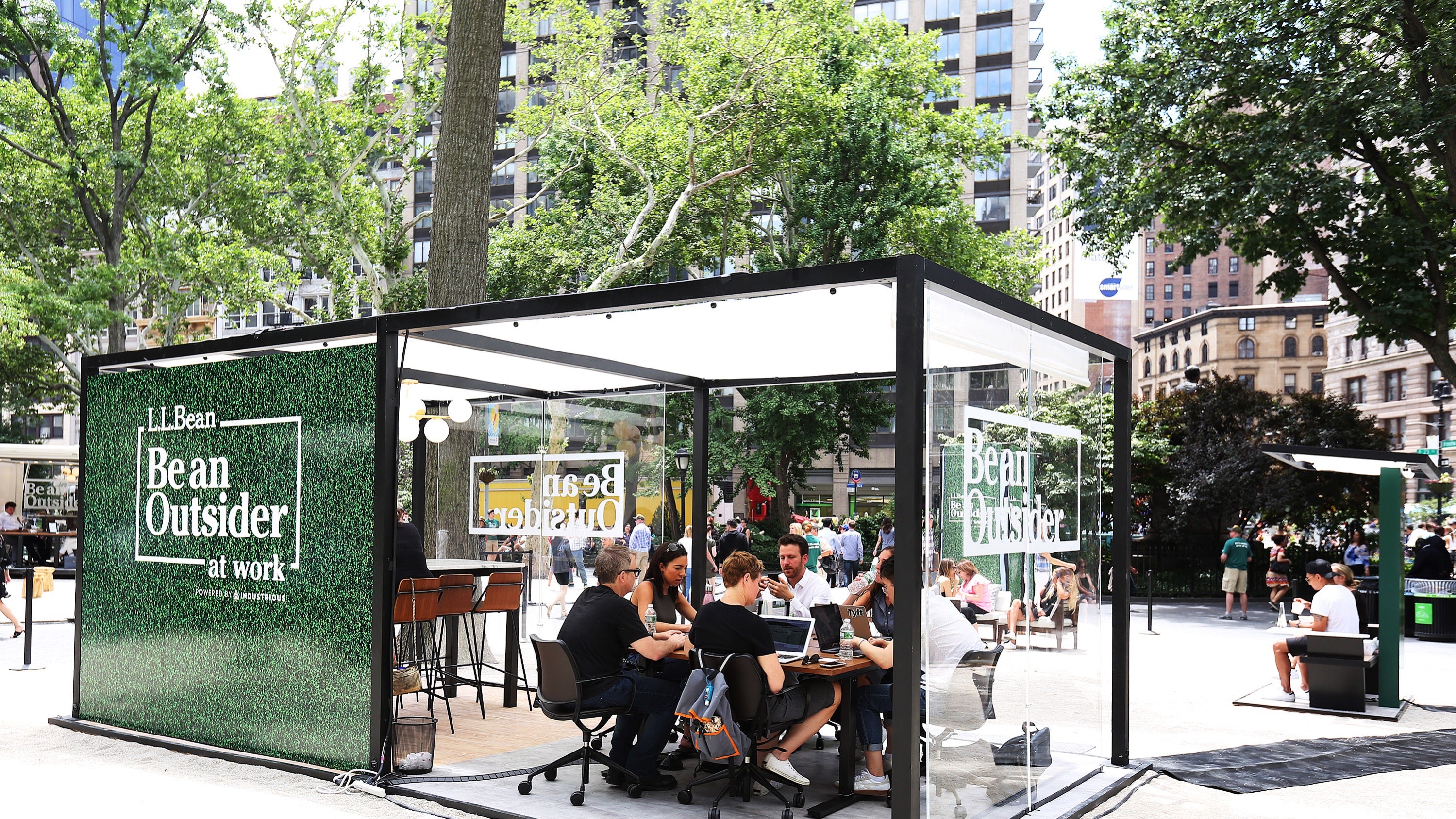 ex-awards-2019_multi-market-consumer_gold_ll-bean_1