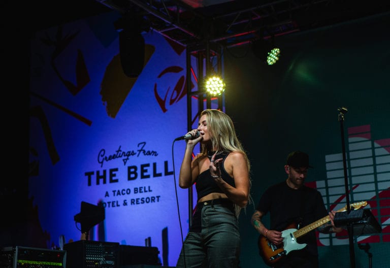 taco-bell-hotel_bell-hotel-fletcher-4