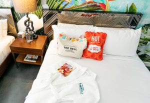 taco-bell-hotel_the-bell-interior-room