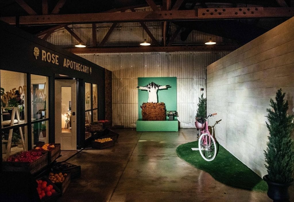 Fans of 'Schitt's Creek' Tour a Popup Experience