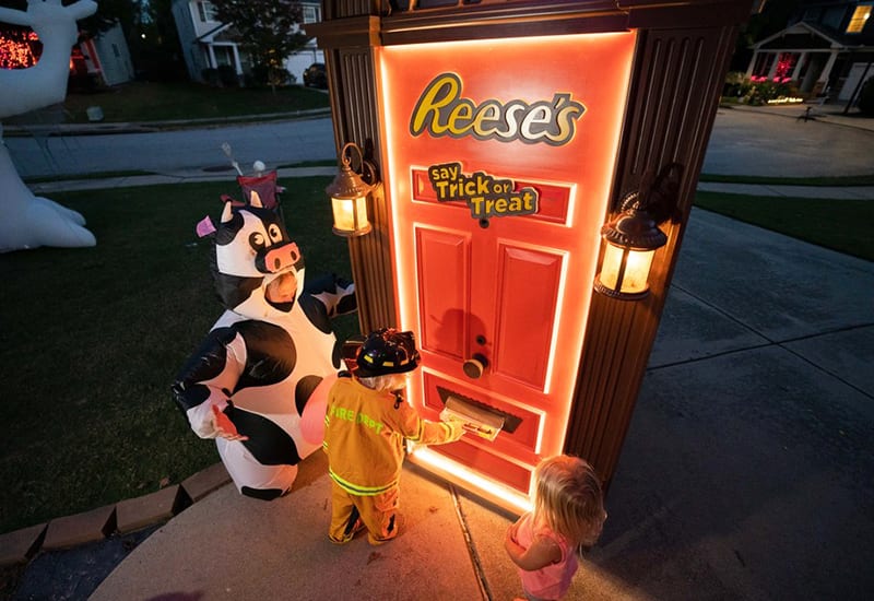 reeses-halloween-2020_hershey-photo-credit