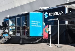 stratasys_roadshow-exterior_2021