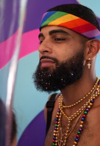 Yahoo_Pride 2022_Glow Go_glitter beard