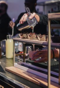 Bose_NYFW 2022_pour over drinks_Mirrored photo