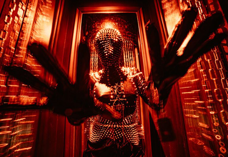 FX's_AHS.NYC Shop_FX, Photo Credit,KadeeeemFX,2022_018