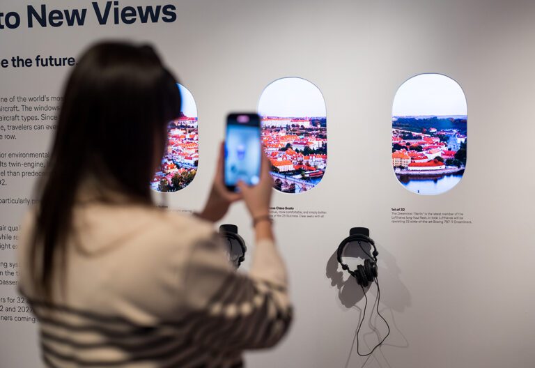 Lufthansa_Holiday Pop-up 2022_NYC_3
