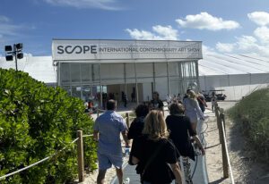 SCOPE 2022 exterior hero_MiamiArtWeek22