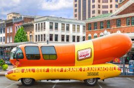 frankmobile-side-view-oscar-mayer-2023