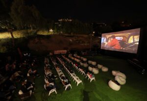 Paramount+_POPSUGAR_Frosty Palace_2023_drive-in screening