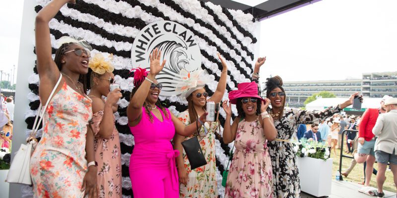white-claw-kentucky-derby-shore-club-flower-wall.j