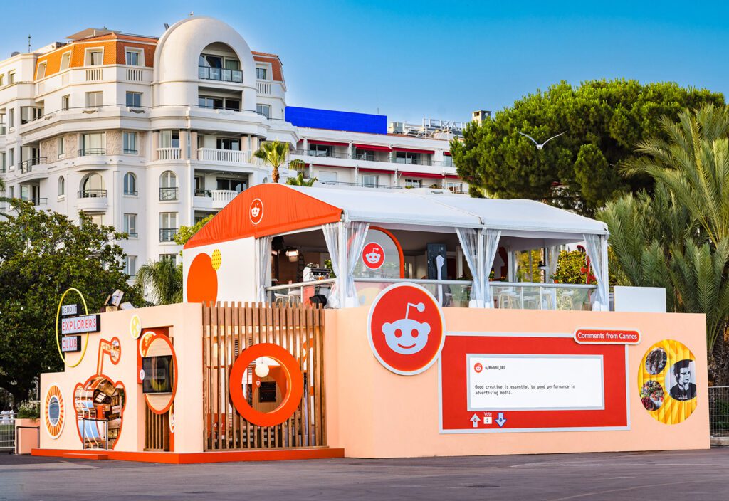 Reddit_Cannes 2022_den of discovery exterior find your people