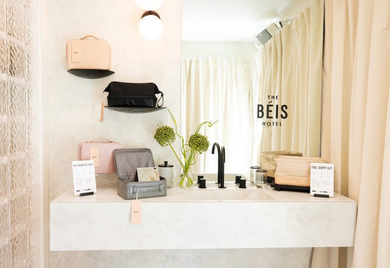 BÉIS Hotel bathroom