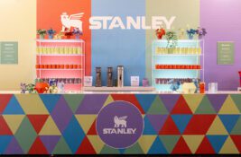 Stanley pop-up bar counter