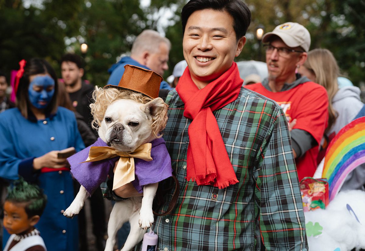 get-joy-tompkinssquarehalloweendogparade-2023-old-timey-dog