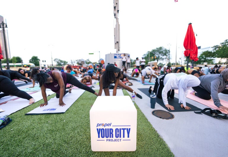 Project 2023_fitness class with uplit logo cube