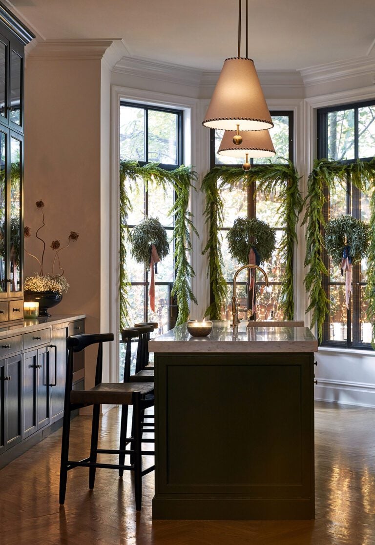Pinterest x Anthropologie_ Holiday showHouse _Oct 2023_kitchen windows