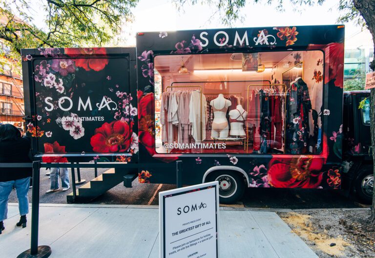 Soma_Holiday Truck 2023_glass display window