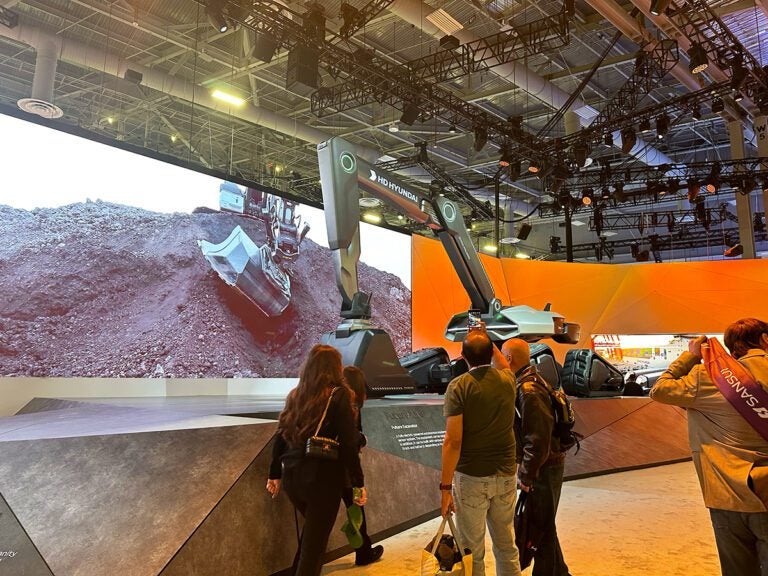 CES_Top_HD_Hyundai_Screen_2024