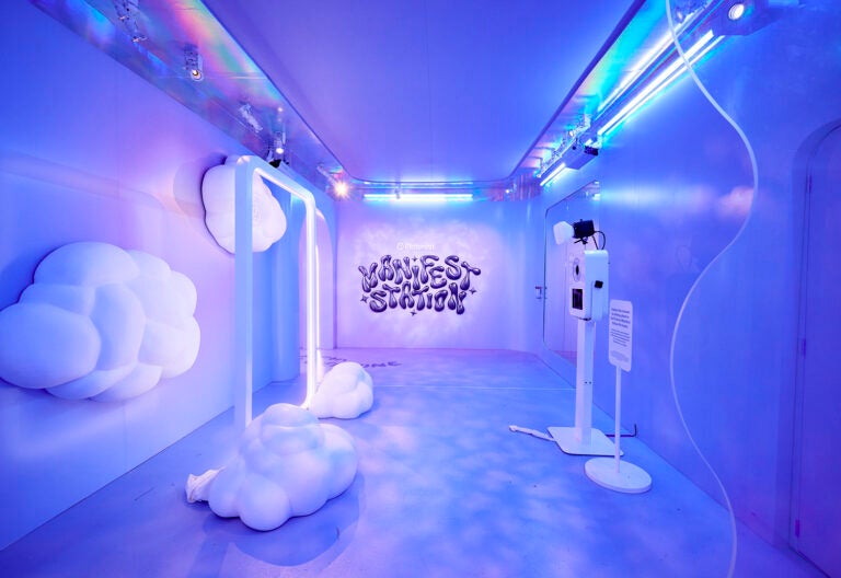 Pinterest_Manifest Station_ Coachella 2024 experiential marketing _Credit Kelly Puleio_interior photo ops