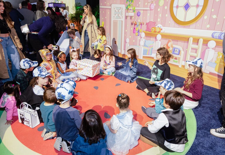 Disney Branded TV_Bluey Premiere_2024_story circle