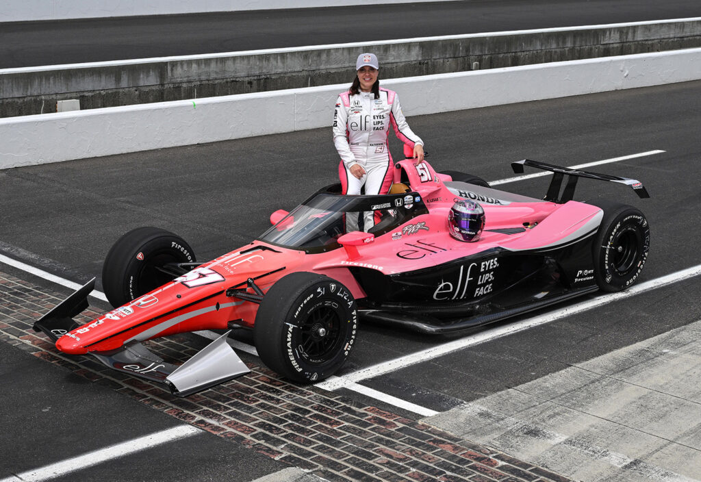e.l.f._indy 500 2024 lip oil change _Katherine Legge car