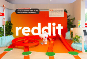 Reddit at Cannes lions _ road through reddit mini golf