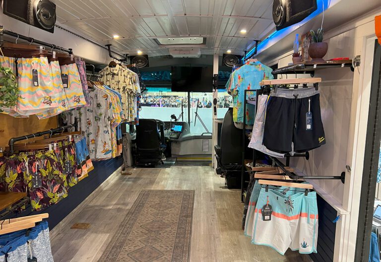 Surf Expo Baja Llama Bus