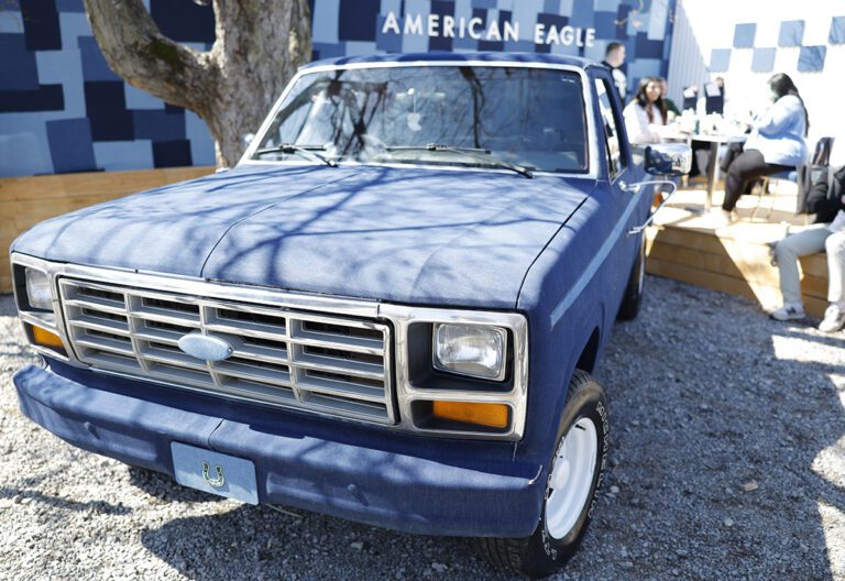 American Eagle_Denim_Truck_2025