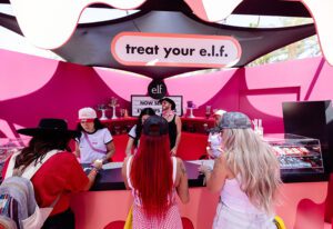 e.l.f. Glow N Go Diner
