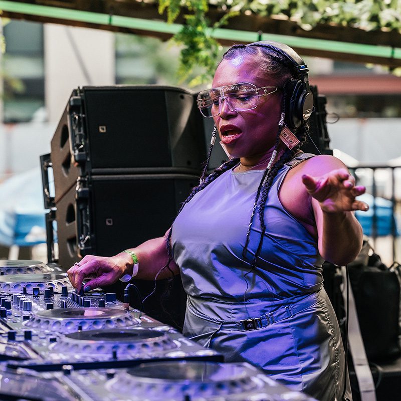 DJ Lady D