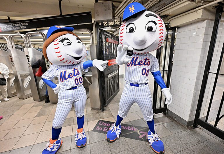 Mr. and Mrs. Met