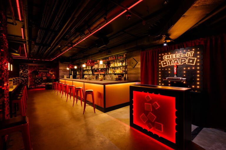 Cheezit night club 20255_Credit Ryan Gregory_Bar-C-0006-HDR studio cheez
