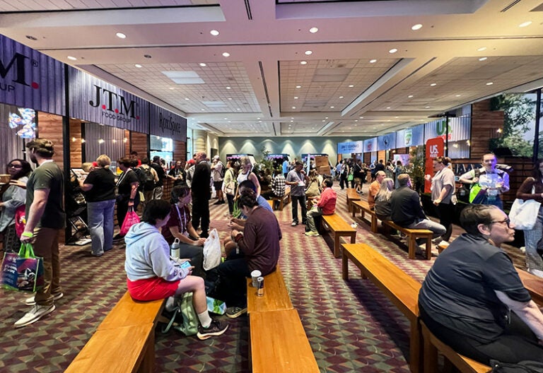 IAAPA Street Market
