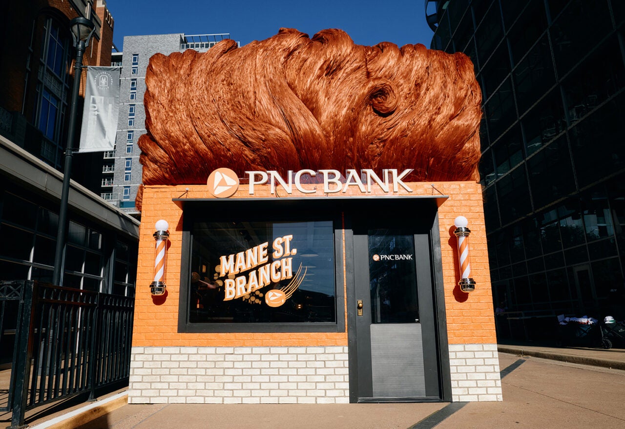 pnc-mane-st-facade-editorial-barbershop