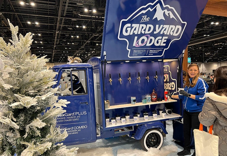 Gard Yard Lodge at VMX