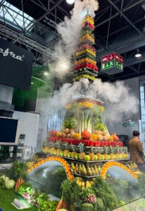 Euroshop 2026 fruit eiffel tower_eventmarketer copy