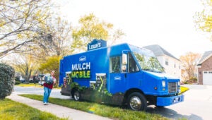 mulch mobile parked lowe's