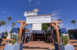 american-eagle-jeans-country-3-stagecoach-2026-eventmarketer.