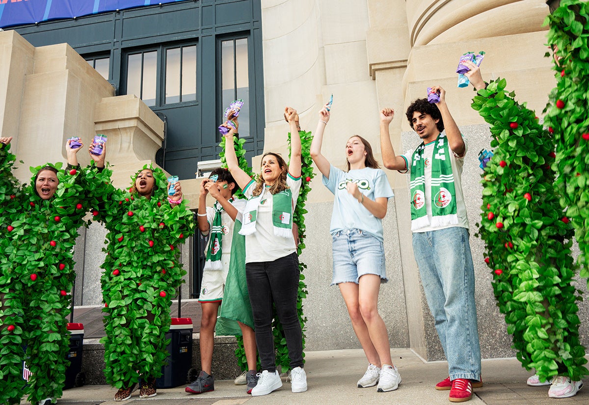 GoGo squeeZ Fruit Bush Brigade