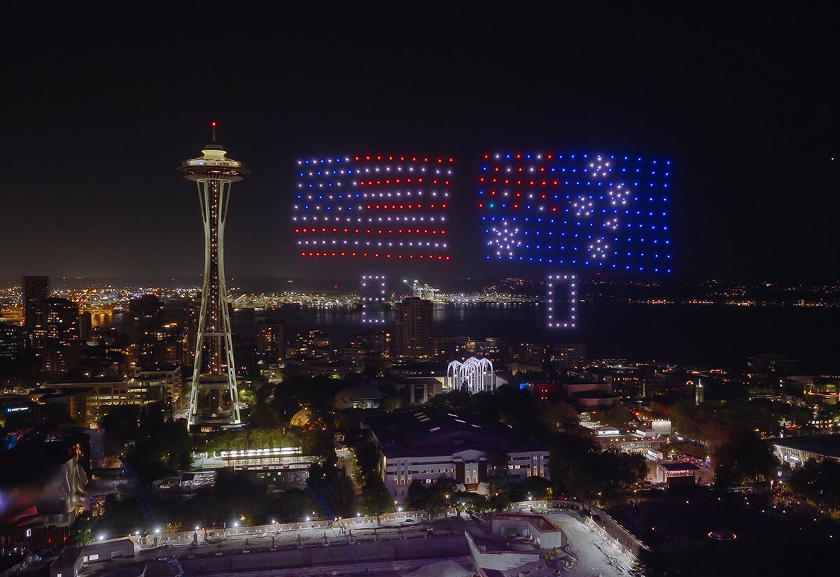 Visit Seattle Scoreboard Drone Show
