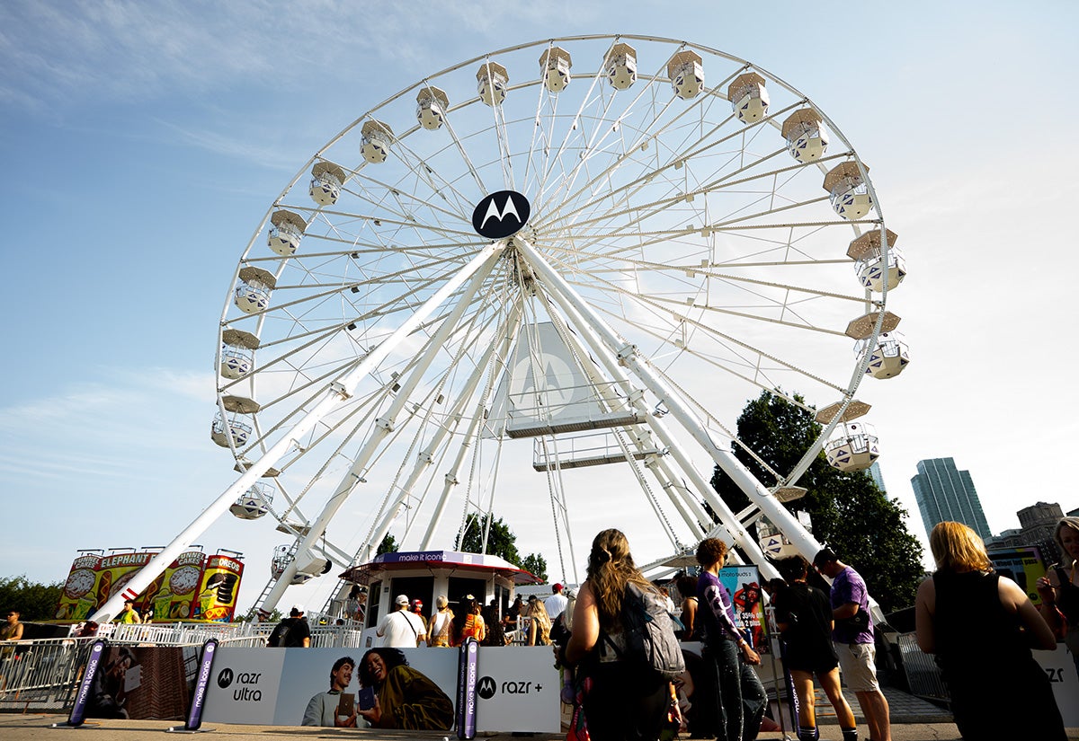 Motorola razr Wheel at Lollapalooza 2026